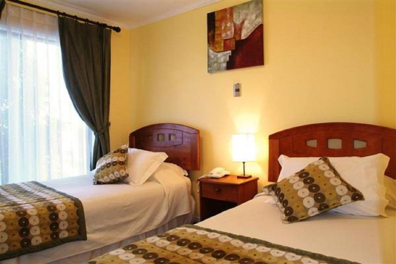 Hotel Carpa Manzano プンタアレナス エクステリア 写真