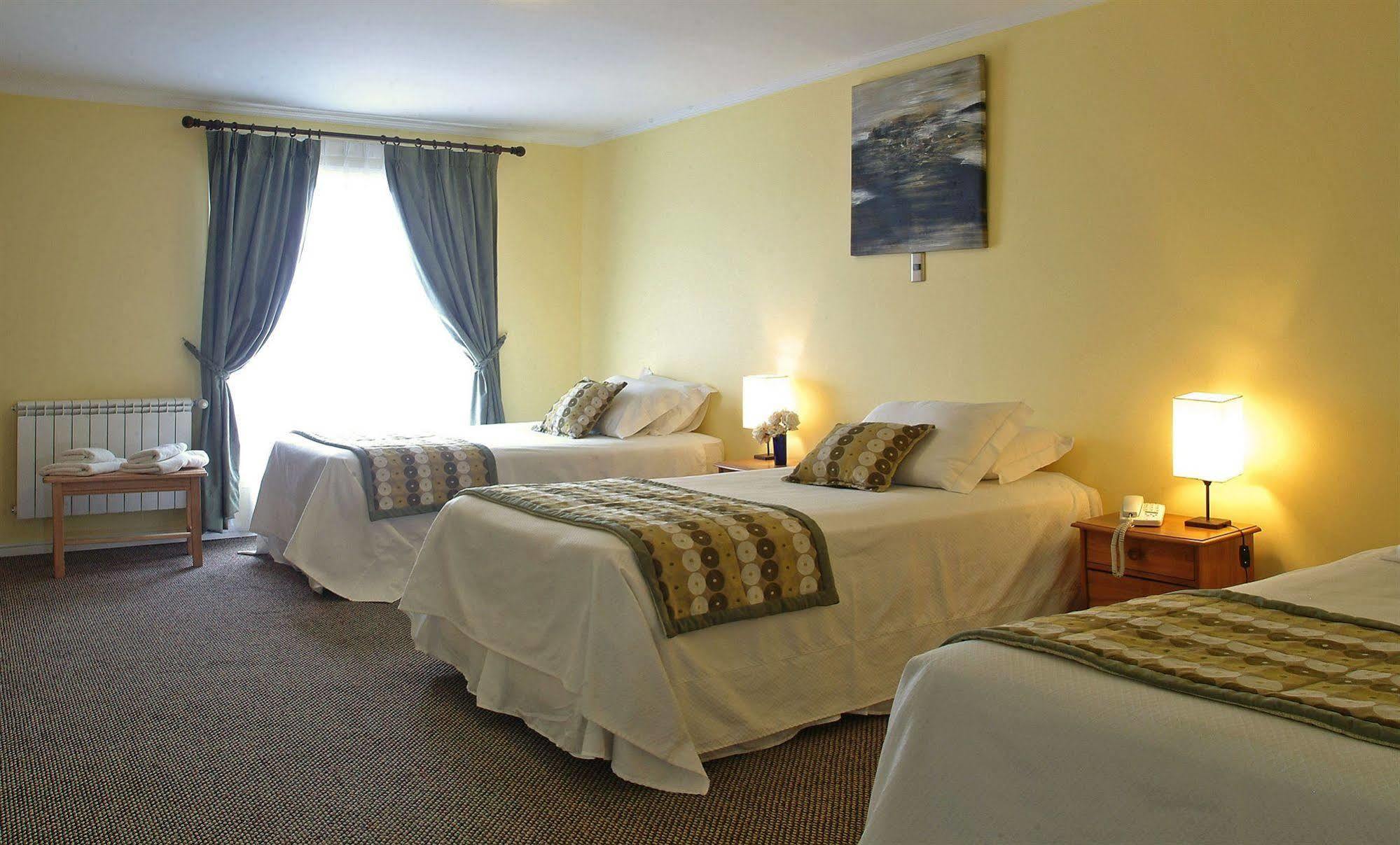 Hotel Carpa Manzano プンタアレナス エクステリア 写真
